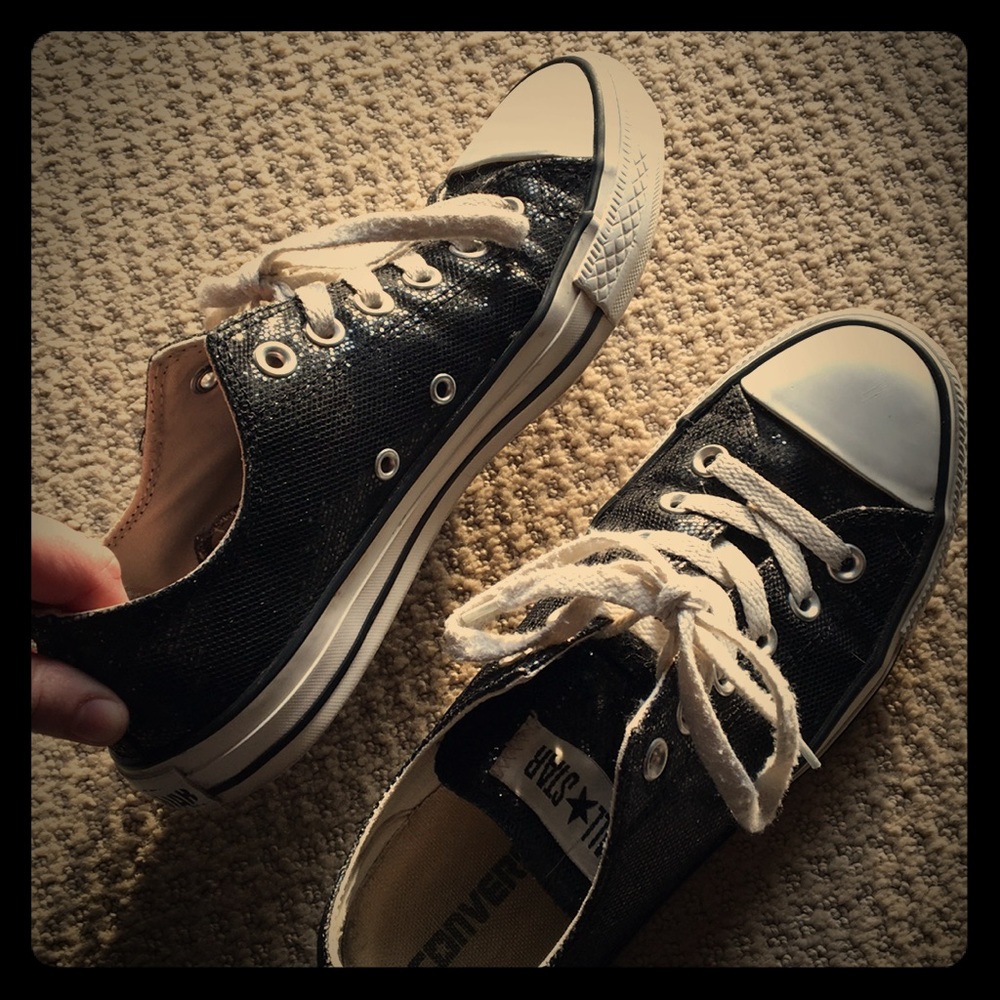 Black sparkle converse low tops
